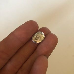 Silver oval bean pendant (no chain)